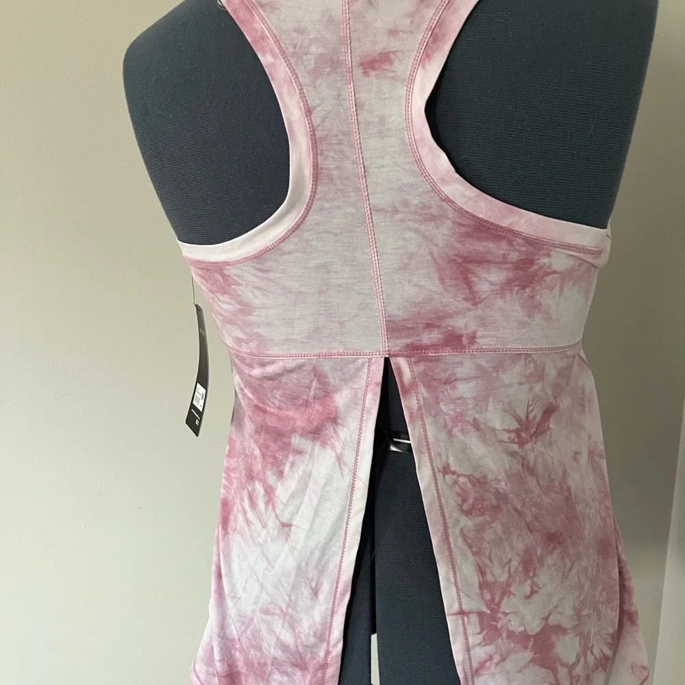 NWT Cute Racerback Tank Top -Small - Picture 2 of 2